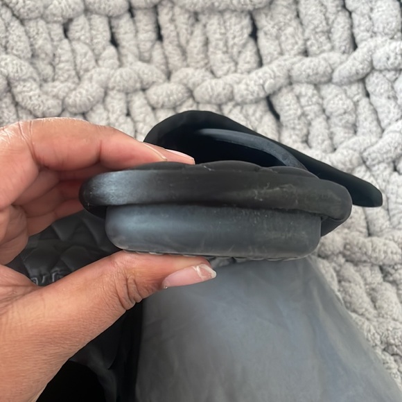 Balenciaga Quilted Slippers - Picture 7 of 8